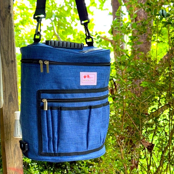Woolove Knitting Tote 🌎 - Picture 5 of 5